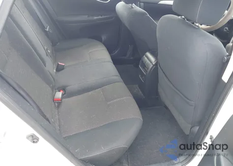 2015 Nissan Sentra S z USA, uszkodzony, nr VIN 3N1AB7AP7FY251506